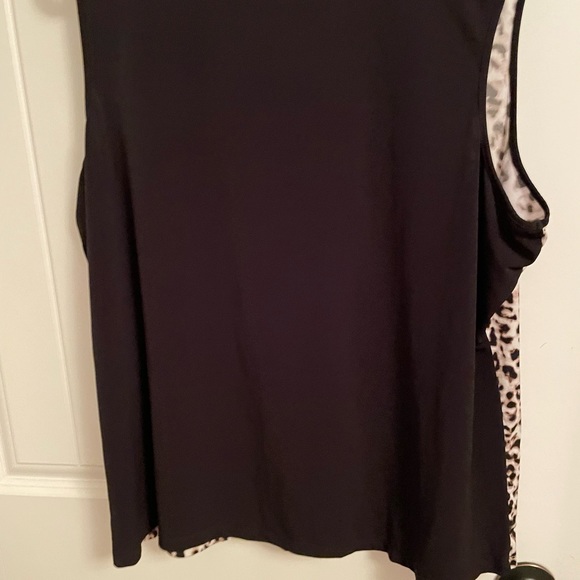 Animal print top - Picture 4 of 4